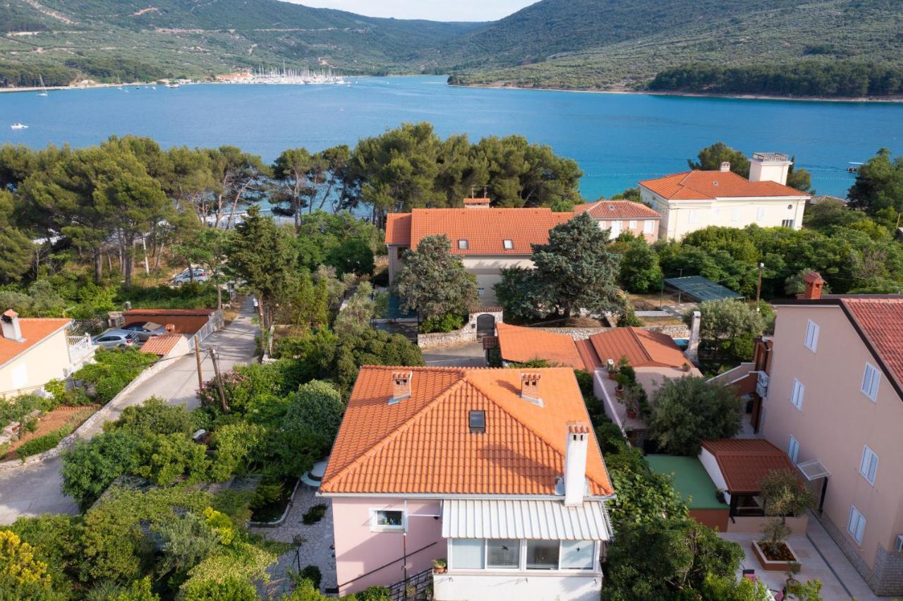 Apartments Bura & Jugo, Cres, Without Stress Exteriör bild