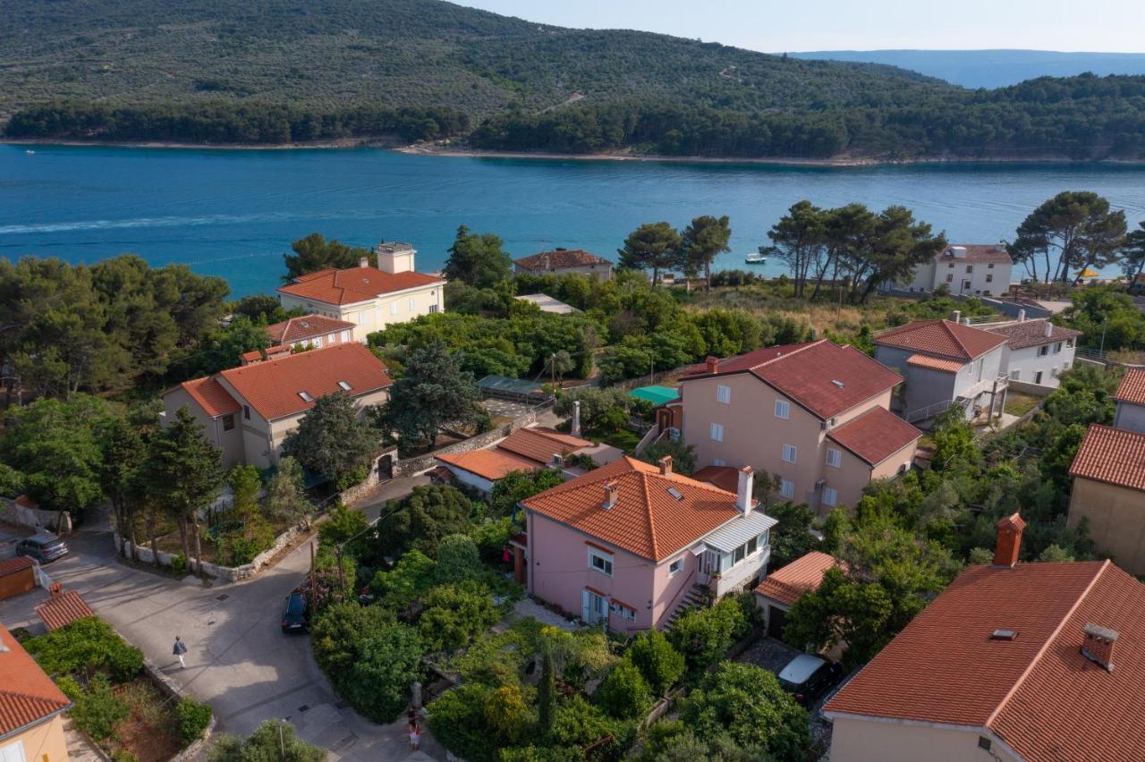 Apartments Bura & Jugo, Cres, Without Stress Exteriör bild