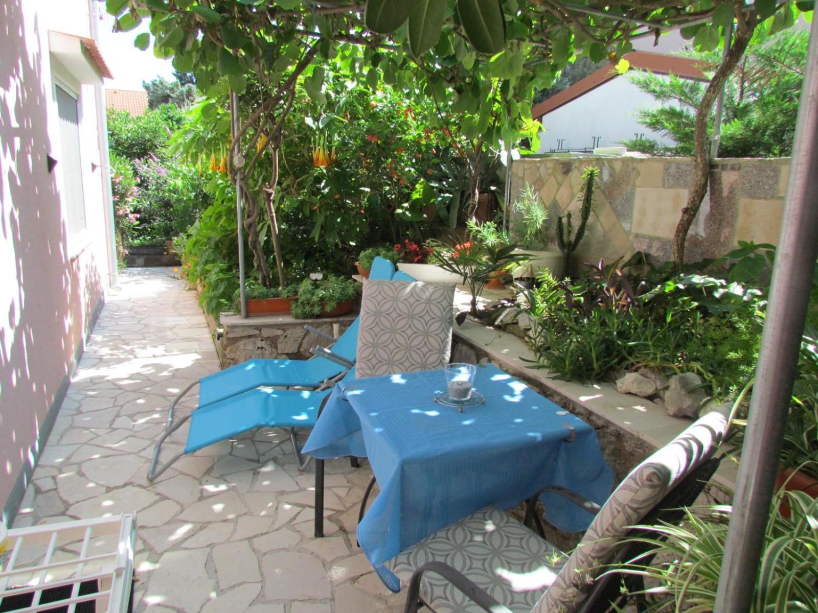 Apartments Bura & Jugo, Cres, Without Stress Exteriör bild